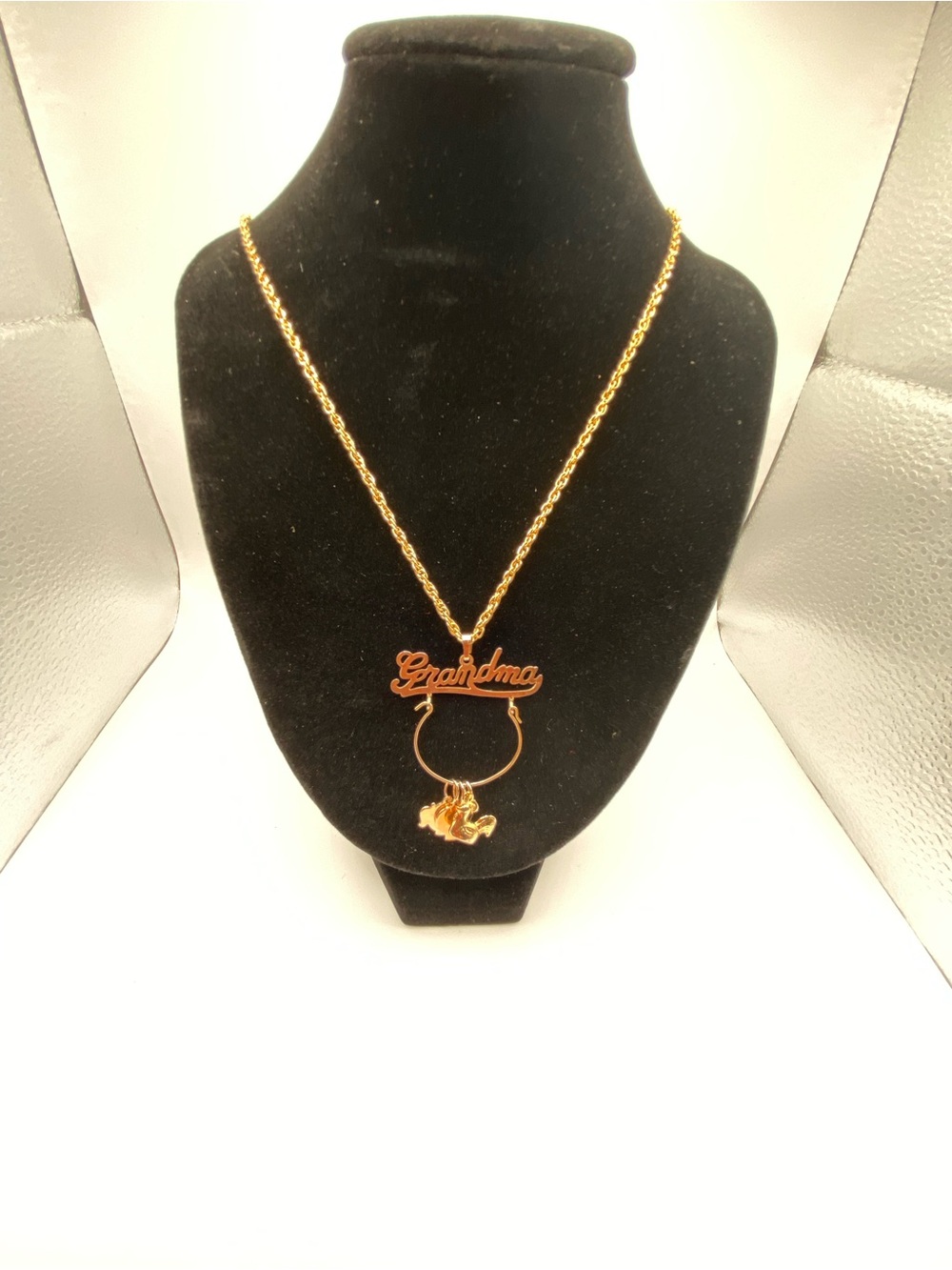Necklace Grandma" Pendant Gold tone